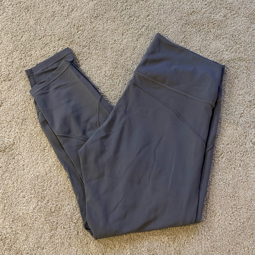 2019 Lululemon In Movement 7/8 Tight 25” Titanium Everlux Leggings Size 12 - Picture 7 of 8